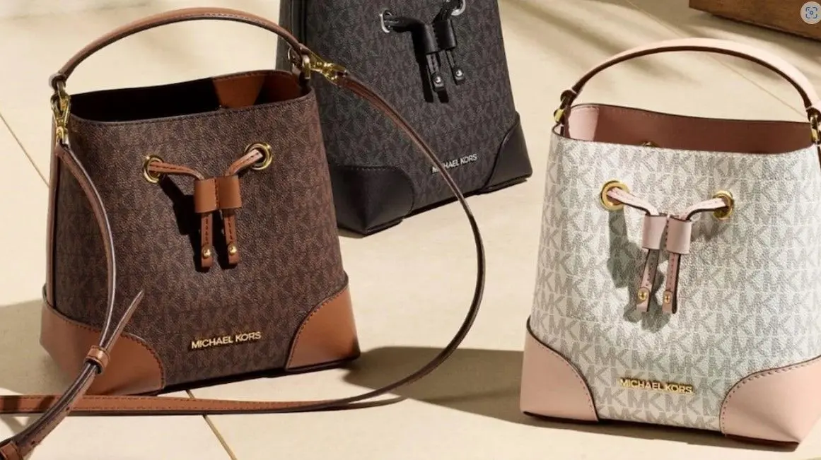 Túi xách Michael Kors sang trọng, đẳng cấp đến từng chi tiết.