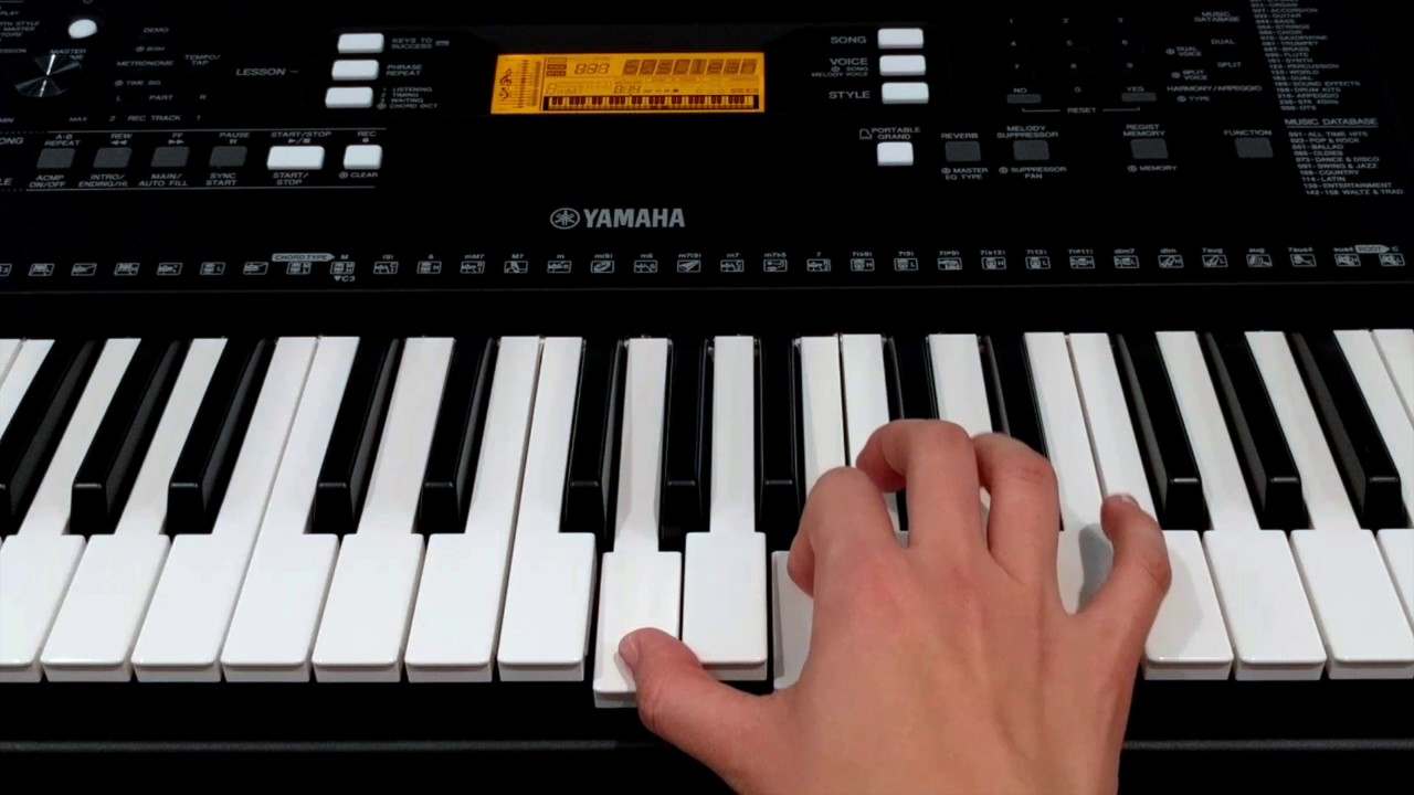 Yamaha PSR E363 