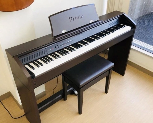 đàn piano điện tử