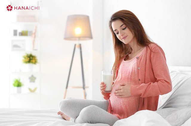 Một ly sữa bầu Nhật trước khi đi ngủ giúp mẹ bầu thư giãn và ngủ ngon hơn