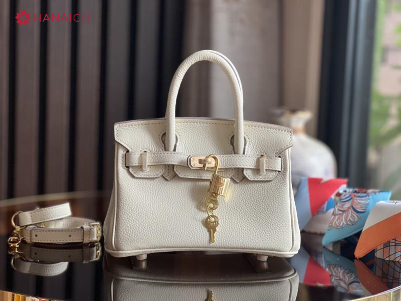 Mẫu túi Hermes Mini Birkin thiết kế đơn giản nhưng tinh tế