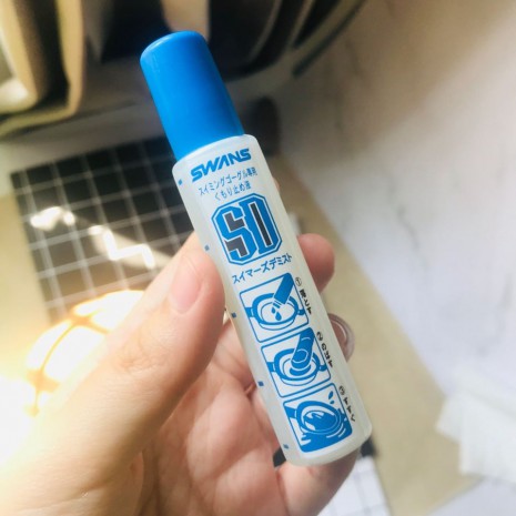 DUNG DỊCH CHỐNG MỜ ĐỤC KÍNH BƠI SWANS